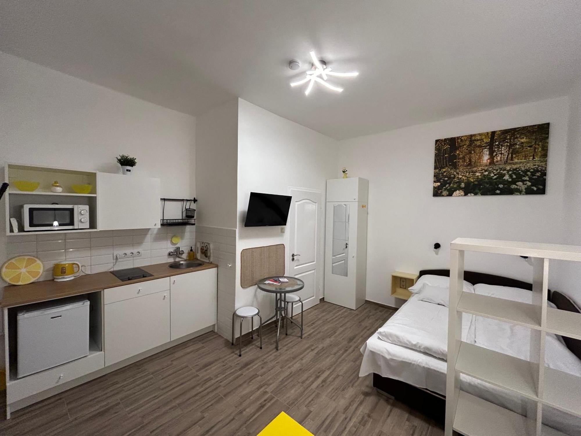 Central Boulevard Apartman Budapest Esterno foto