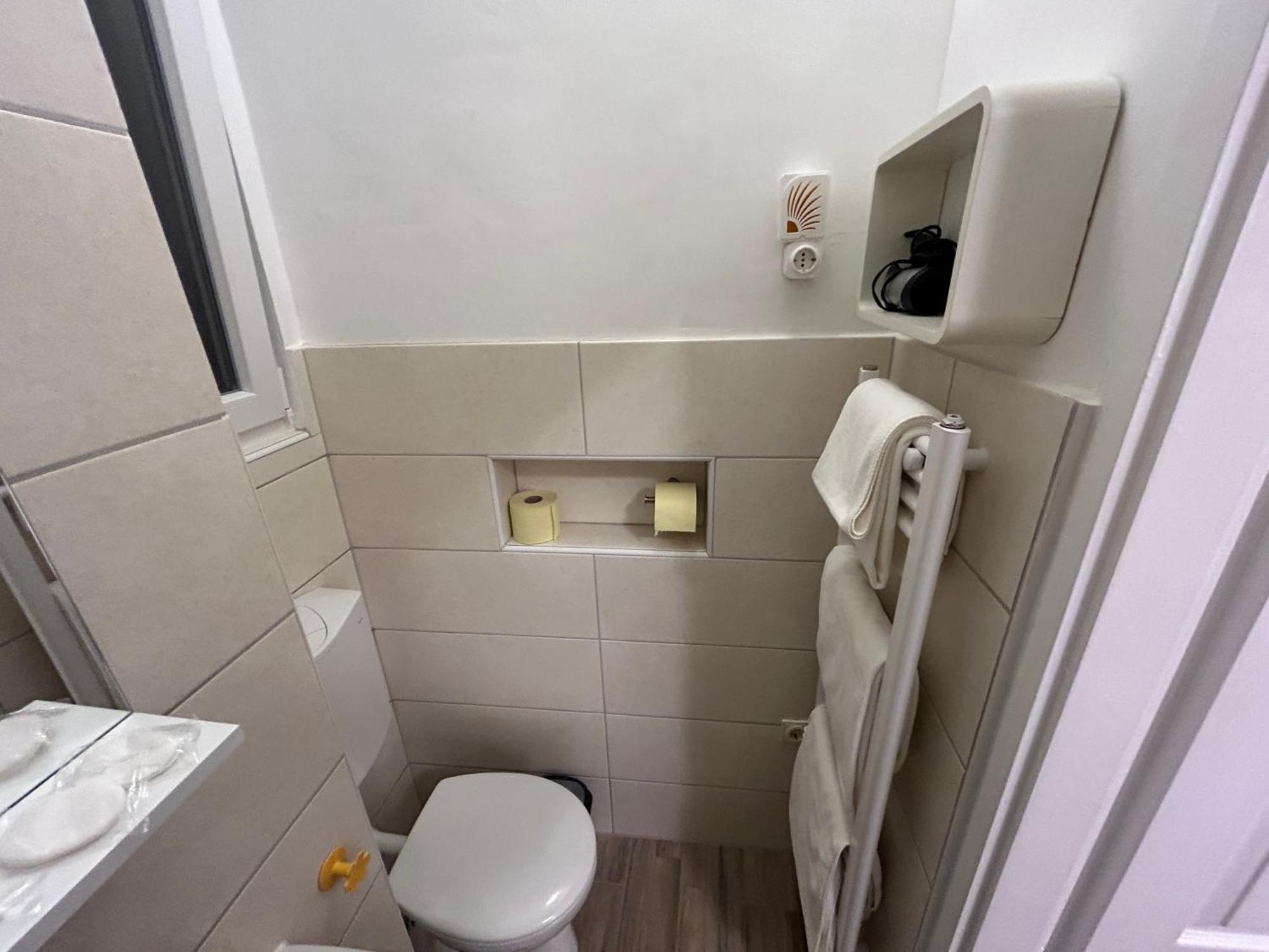 Central Boulevard Apartman Budapest Esterno foto